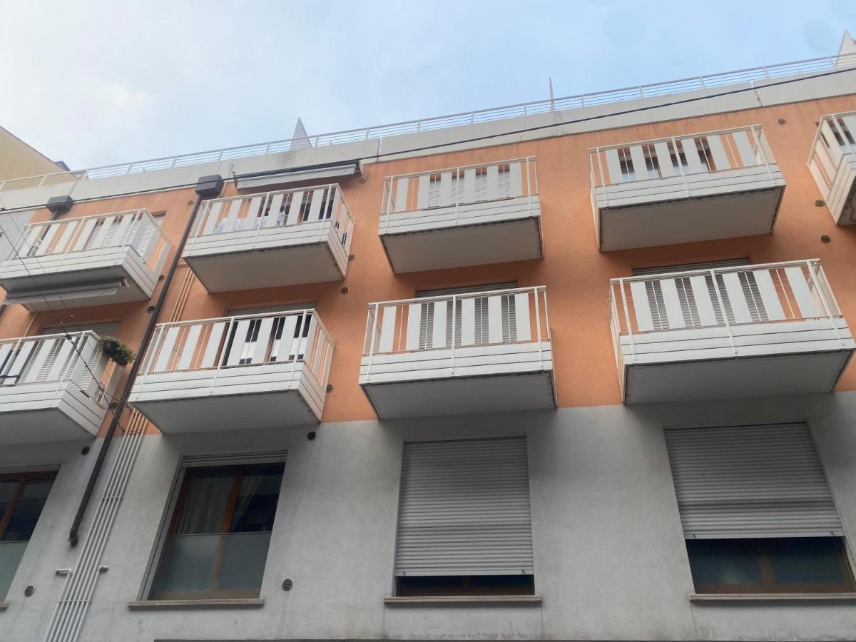 La Casa Di Giacomo Con Parcheggio 的里雅斯特 外观 照片